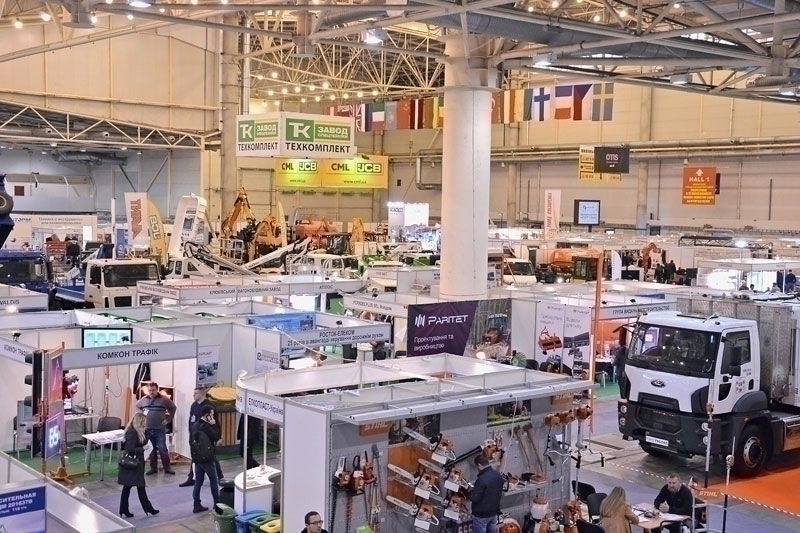 More than 300 companies from 17 countries will present modern technologies in the IEC for renovation of utility services, urban infrastructure, agribusiness and other industries.
